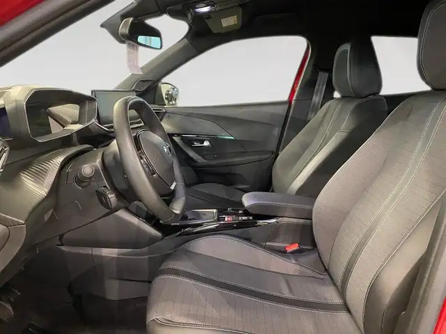 Peugeot 2008 view 7
