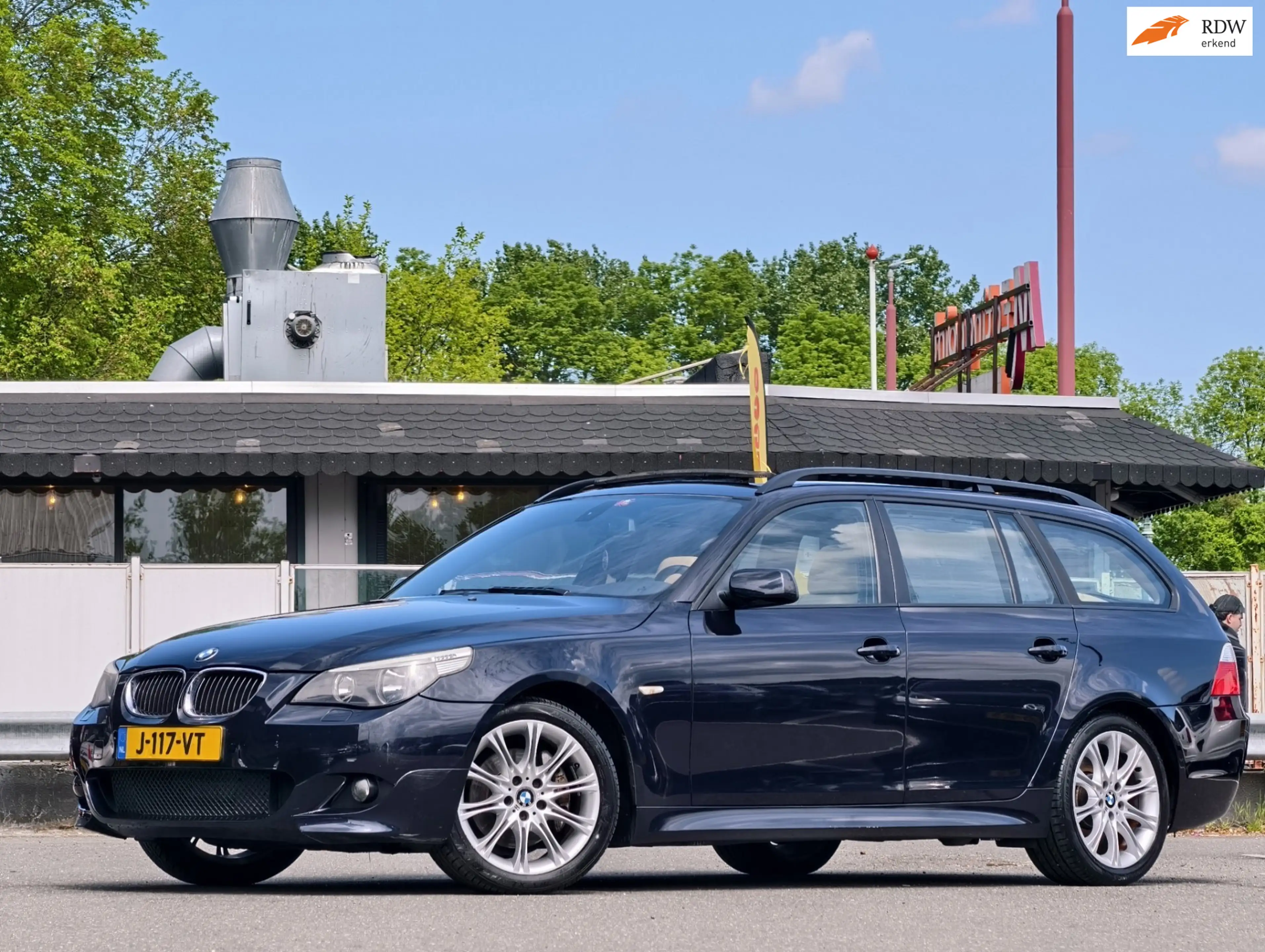 BMW 525 5-serie Touring 525xi / M-PAKKET / PANO / LEER / O