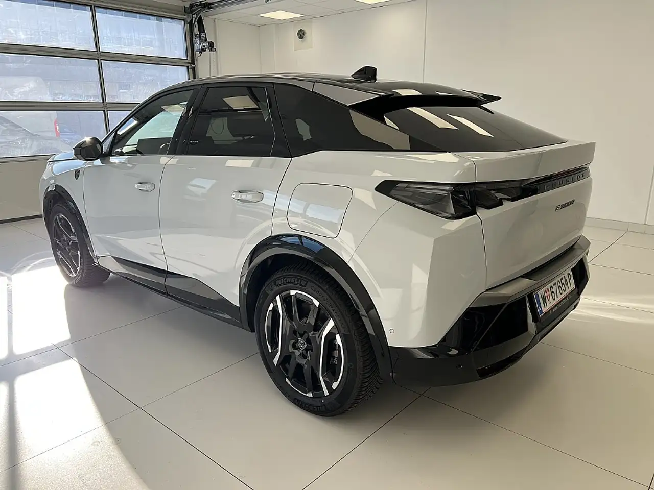 Peugeot 3008 Elektro 210 73kWh GT 5