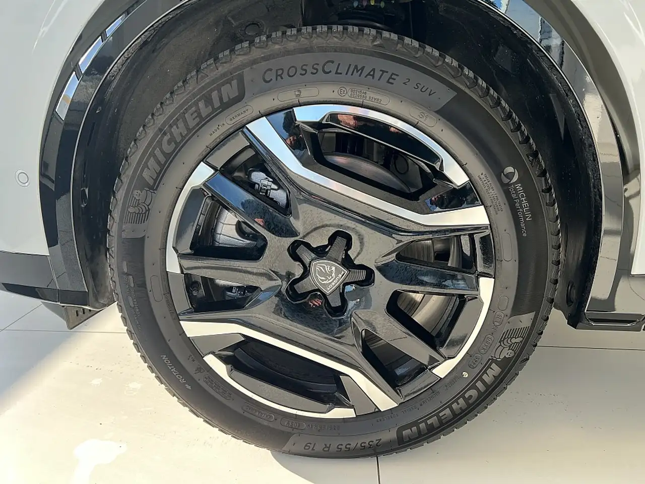 Peugeot 3008 Elektro 210 73kWh GT 37