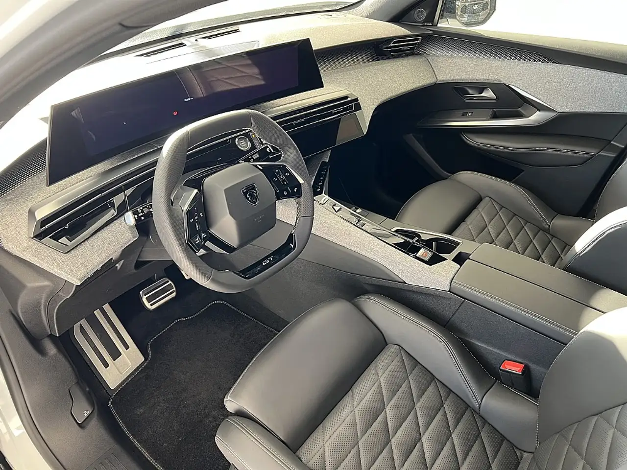 Peugeot 3008 Elektro 210 73kWh GT 8