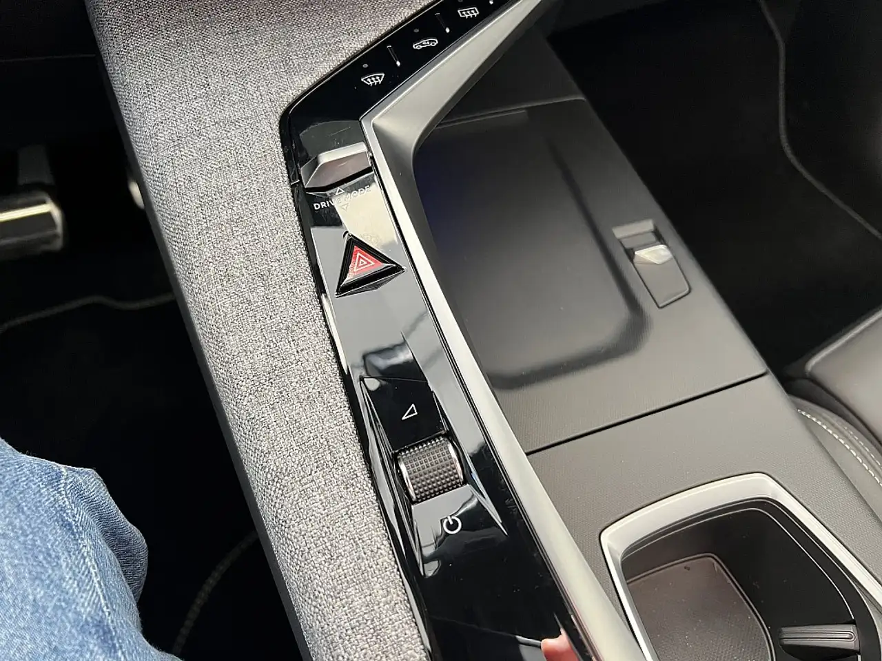 Peugeot 3008 Elektro 210 73kWh GT 23