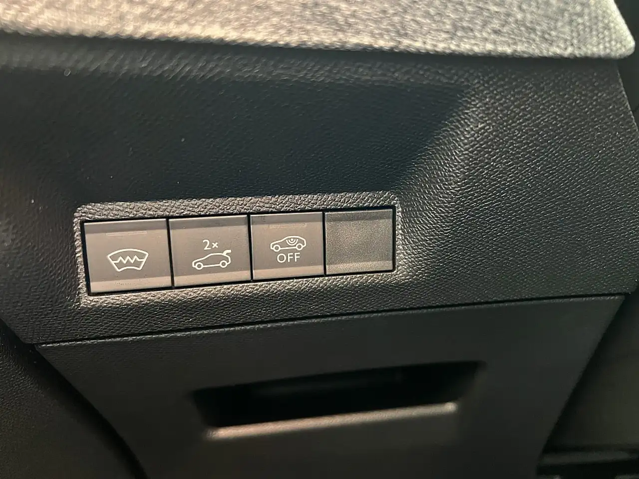Peugeot 3008 Elektro 210 73kWh GT 18