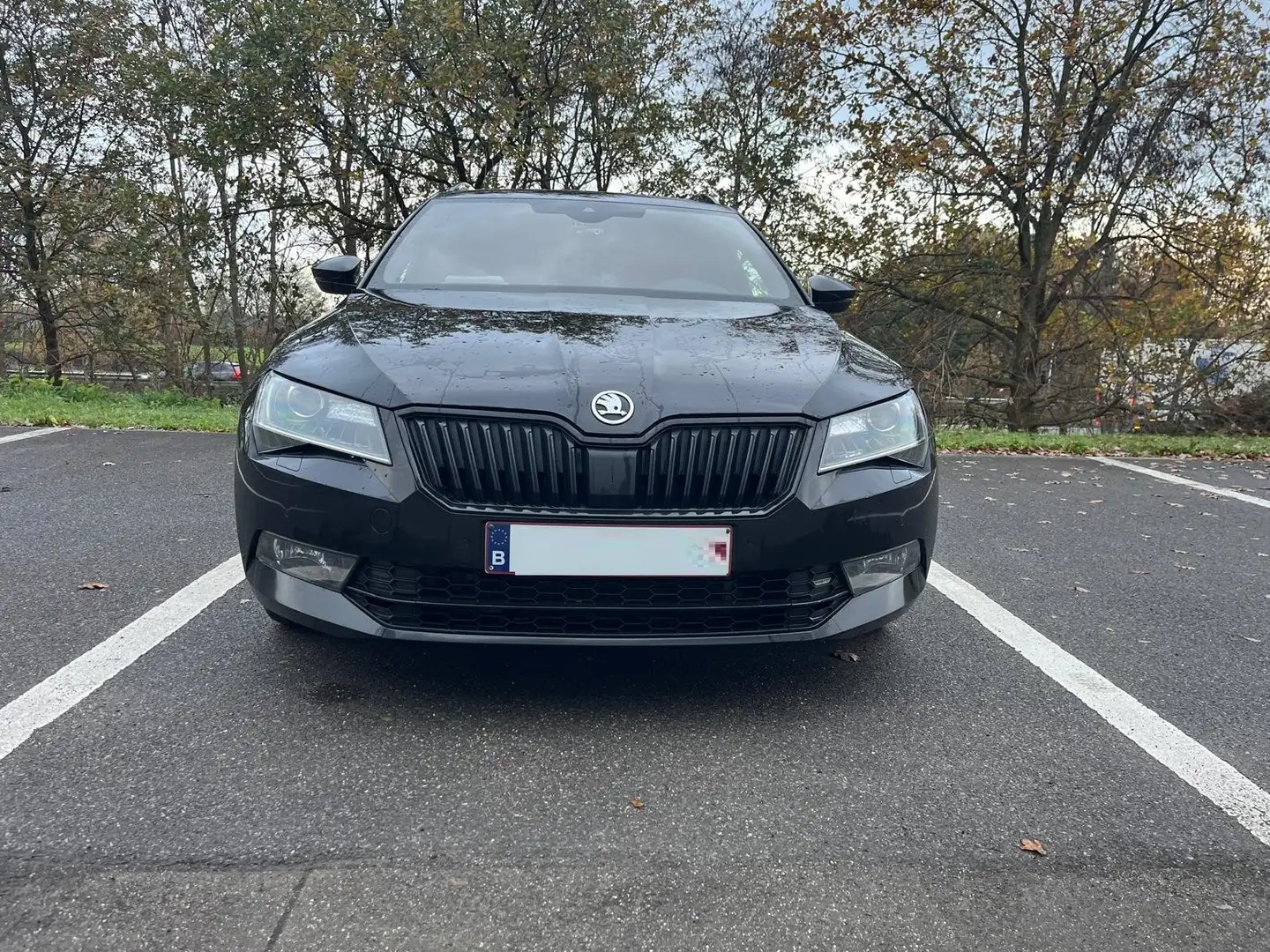 Skoda Superb Superb Combi 2.0 TDI DSG Sportline Noir - 2