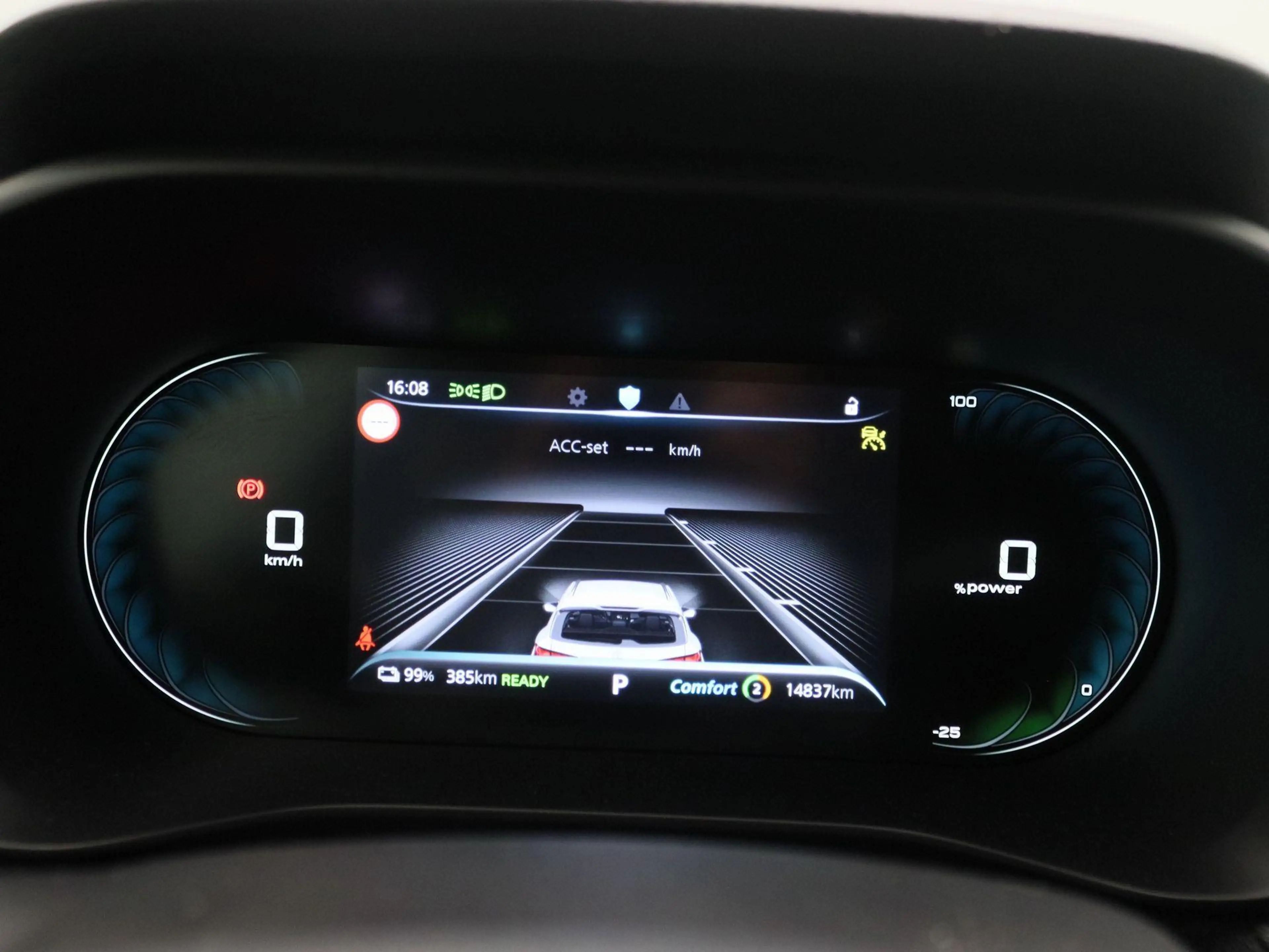 MG MG5 Electric Long Range Luxury 61 kWh Final Edition | — photo 8