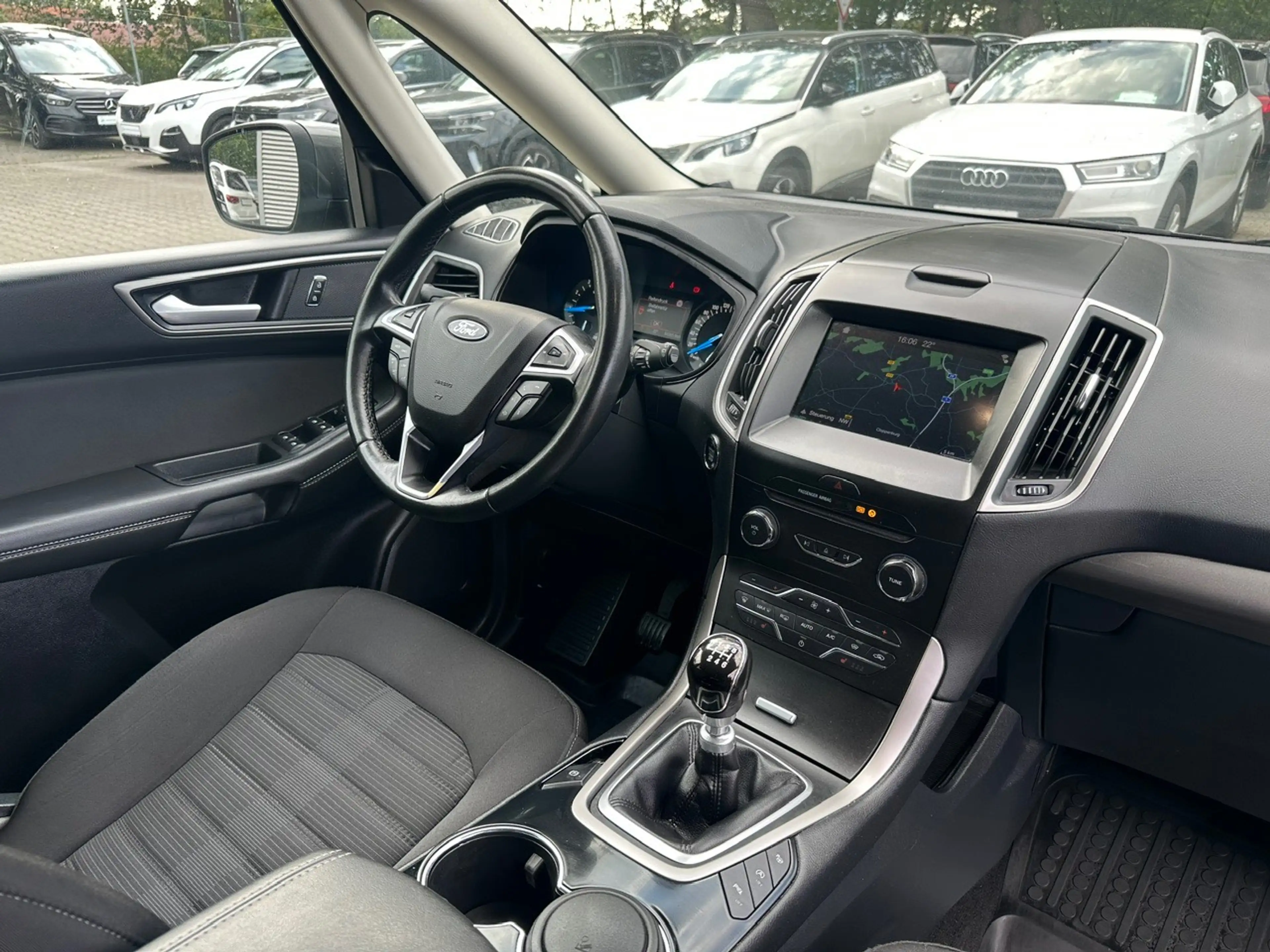 Ford Galaxy 1,5 EcoBoost / "Business" — photo 11
