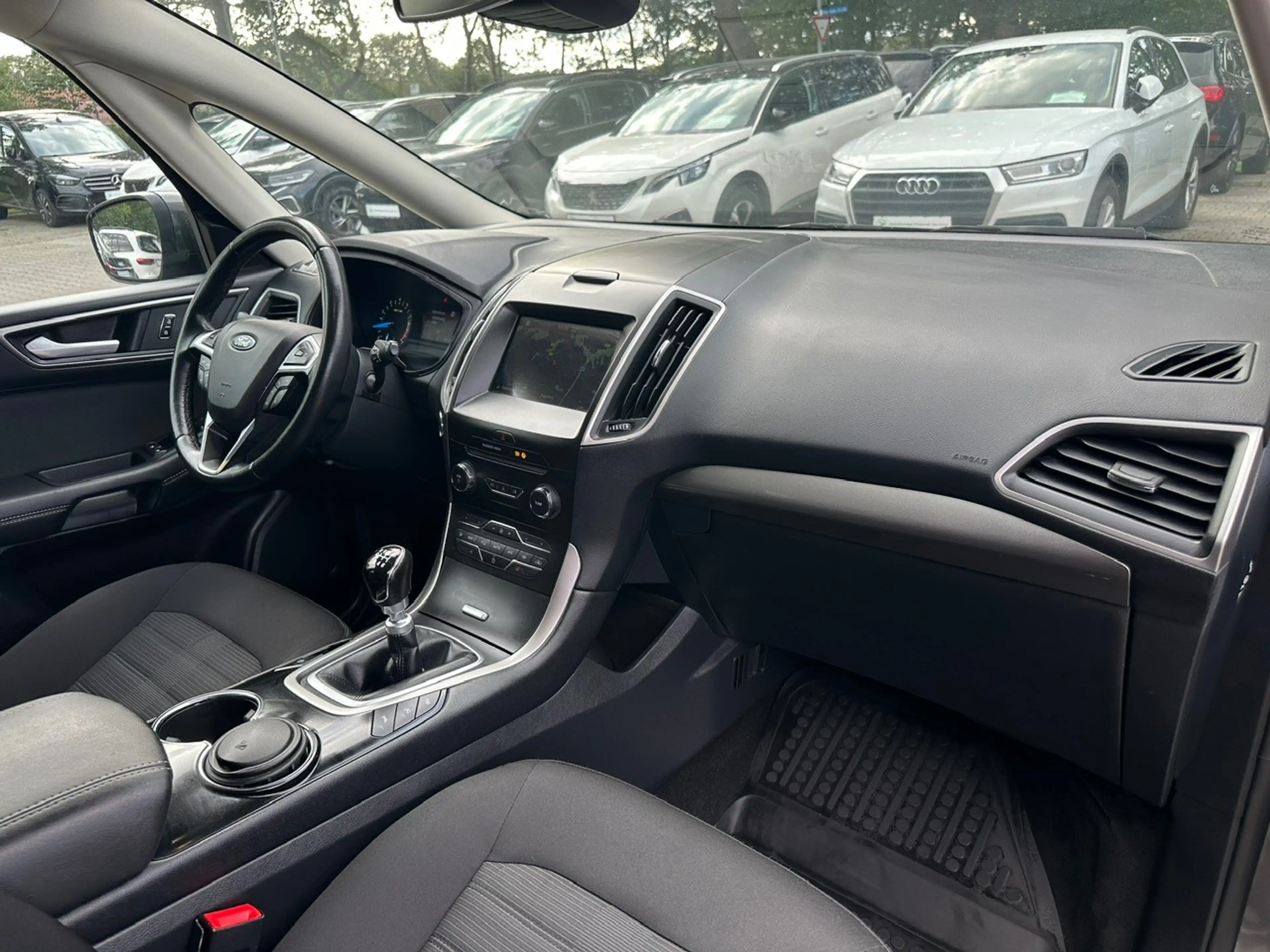 Ford Galaxy 1,5 EcoBoost / "Business" — photo 12
