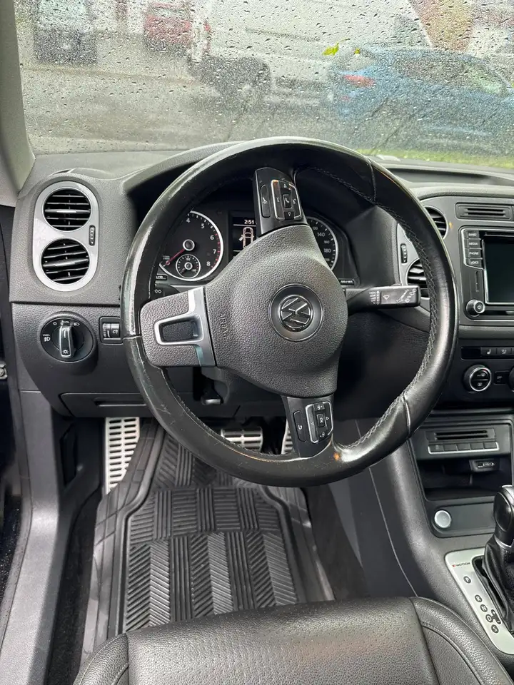 Volkswagen Tiguan снимка Volkswagen Tiguan