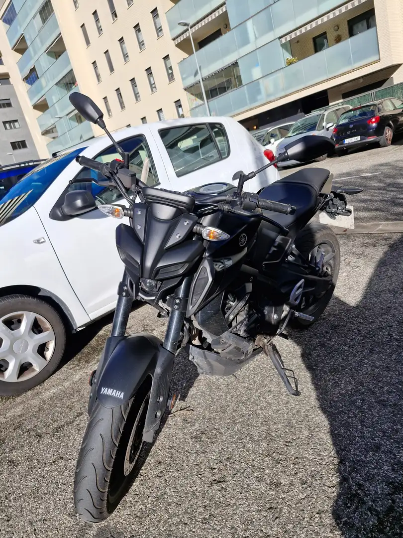 Yamaha MT-125 Negro - 2