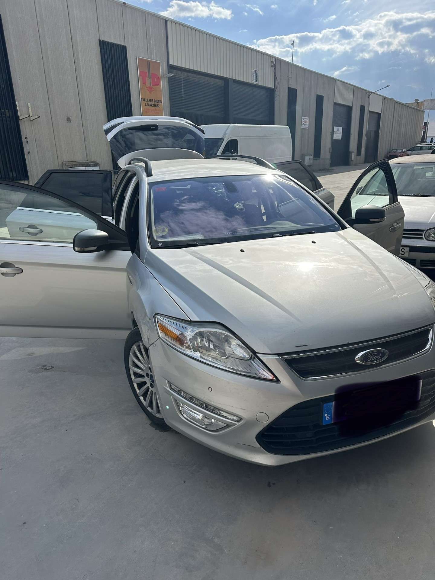 Ford Mondeo SW 1.6 TDCI 115 FAP Business Nav - foto 1