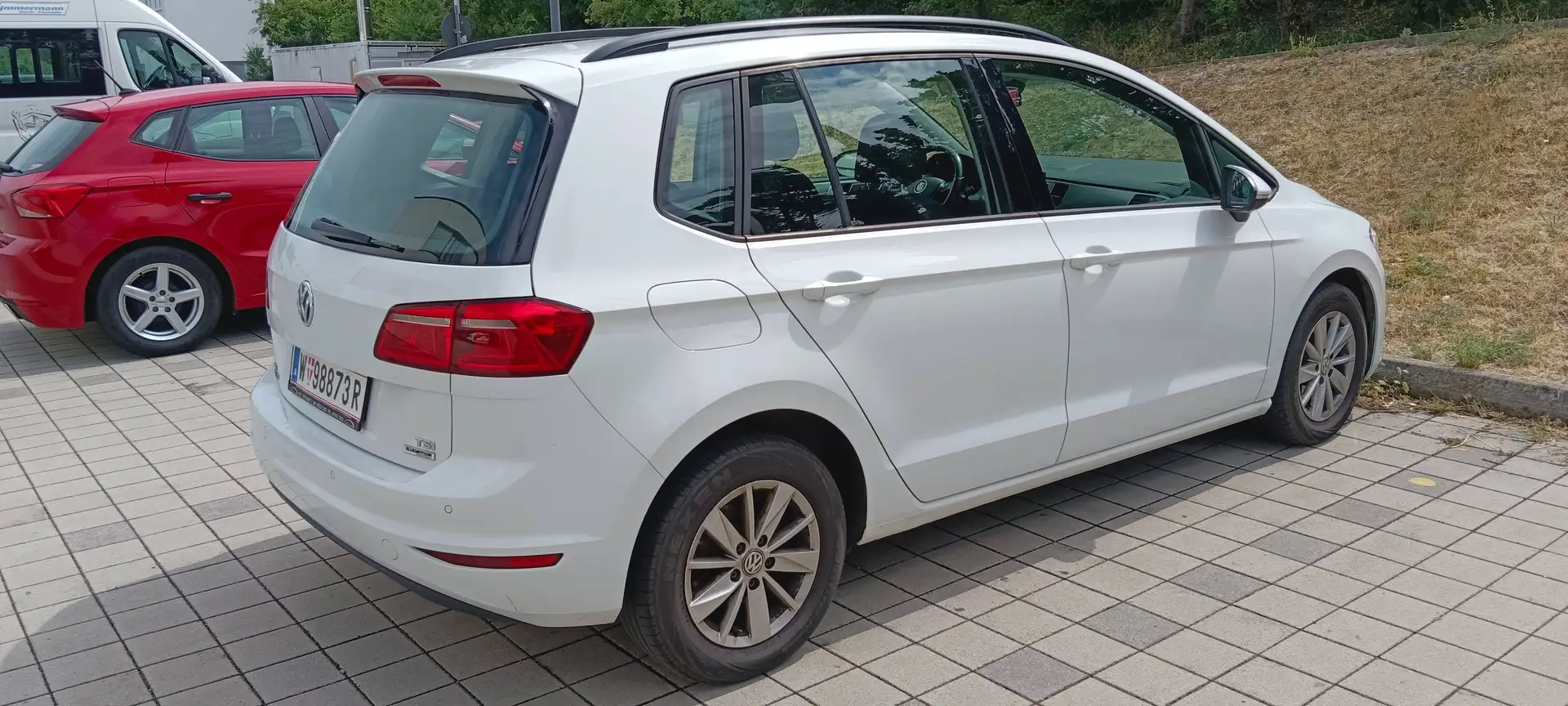 Volkswagen Golf Sportsvan Golf Sportsvan BMT 1,2 TSI Weiß - 2