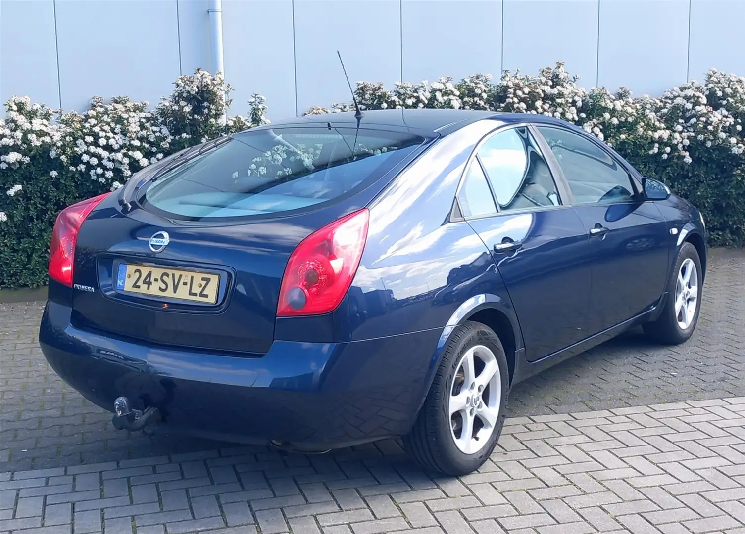 Nissan Primera 1.8 HB Business Edition Blau - 2