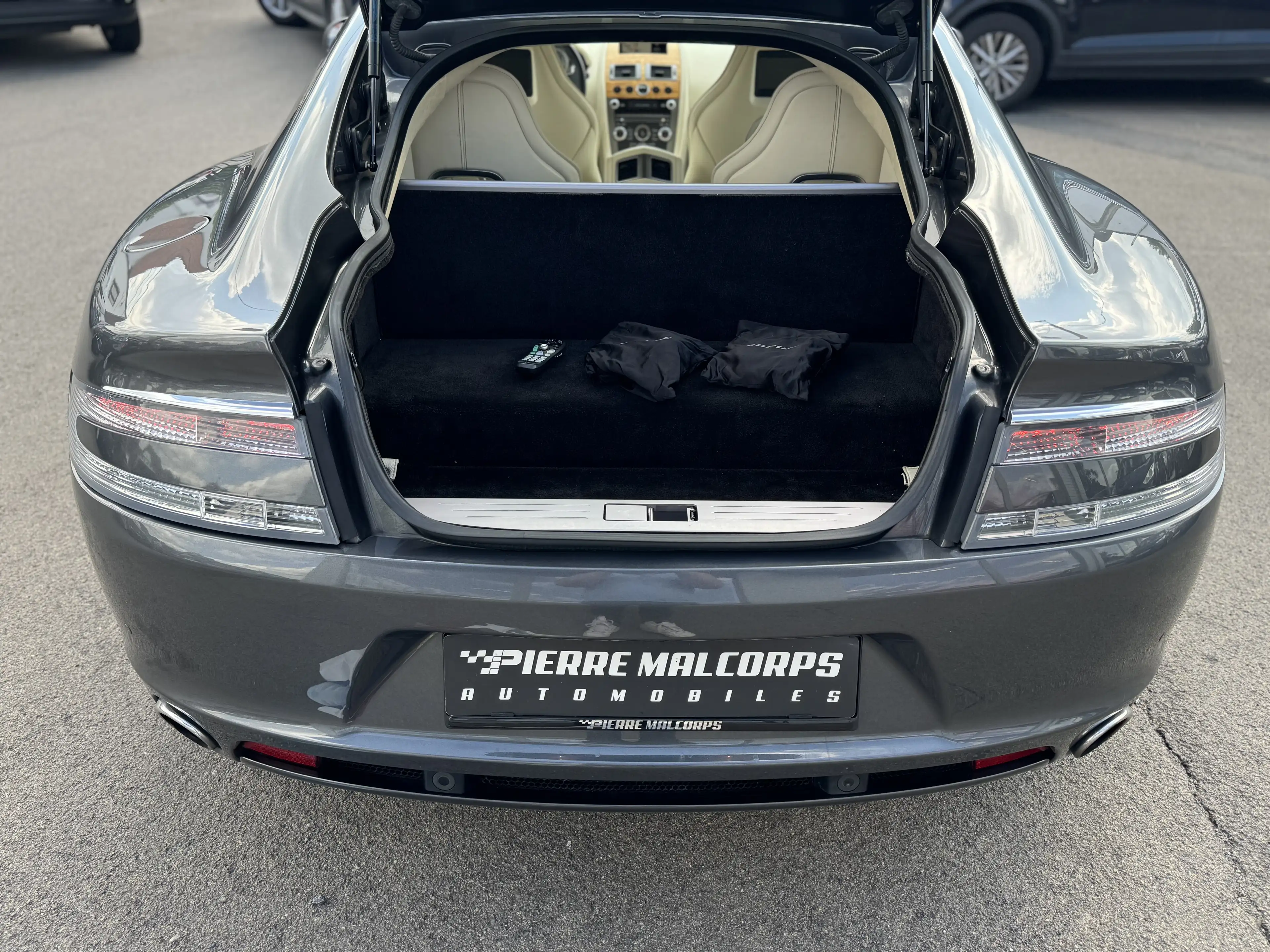 Aston Martin Rapide Rapide 5.9i V12 Touchtronic — photo 15