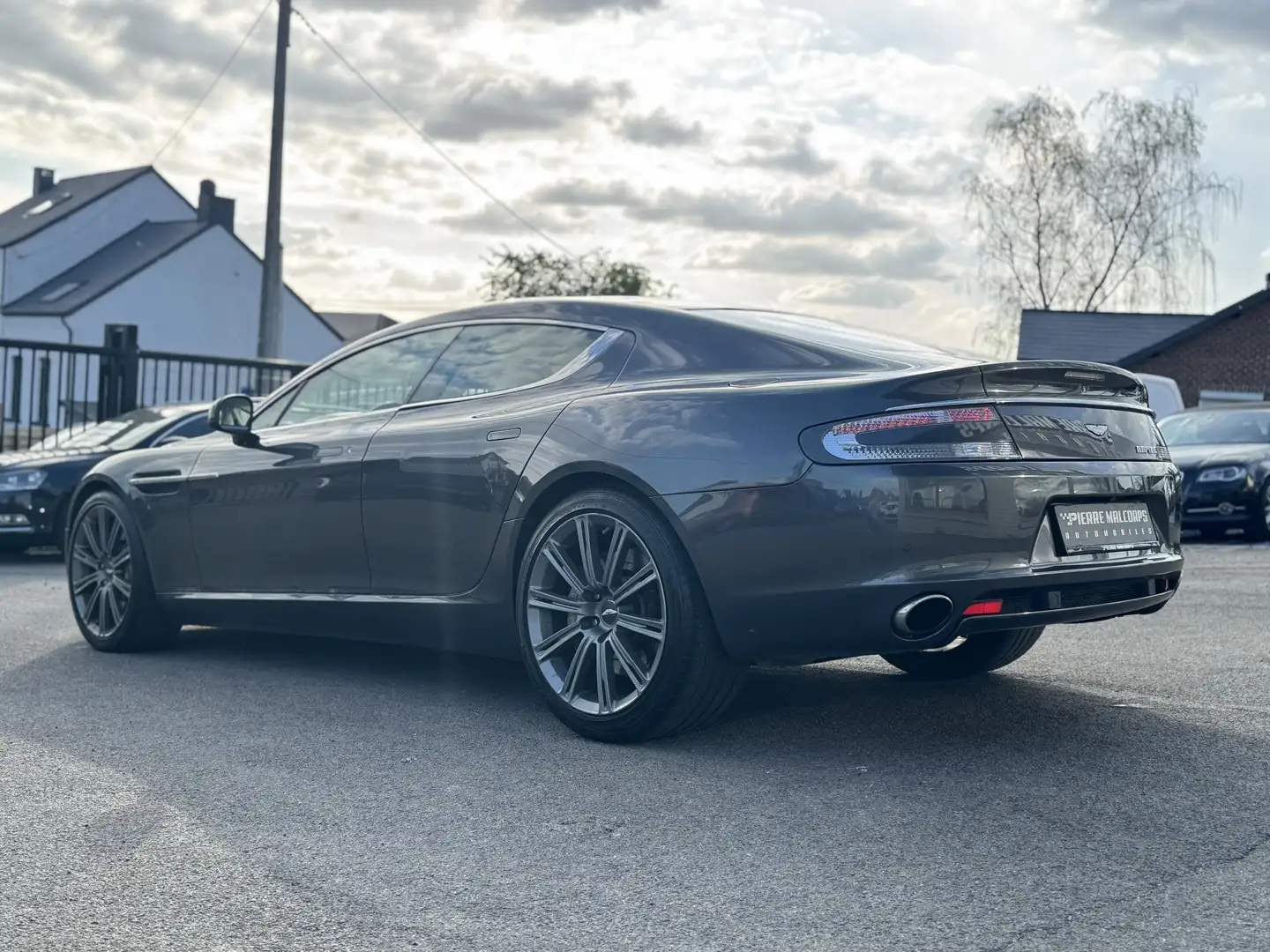 Aston Martin Rapide 5.9i V12 Touchtronic / GPS / B&O / GARANTIE Grau - 2
