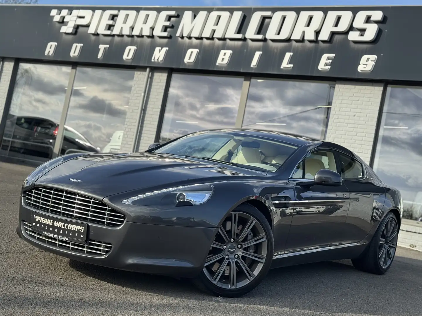 Aston Martin Rapide 5.9i V12 Touchtronic / GPS / B&O / GARANTIE Grau - 1