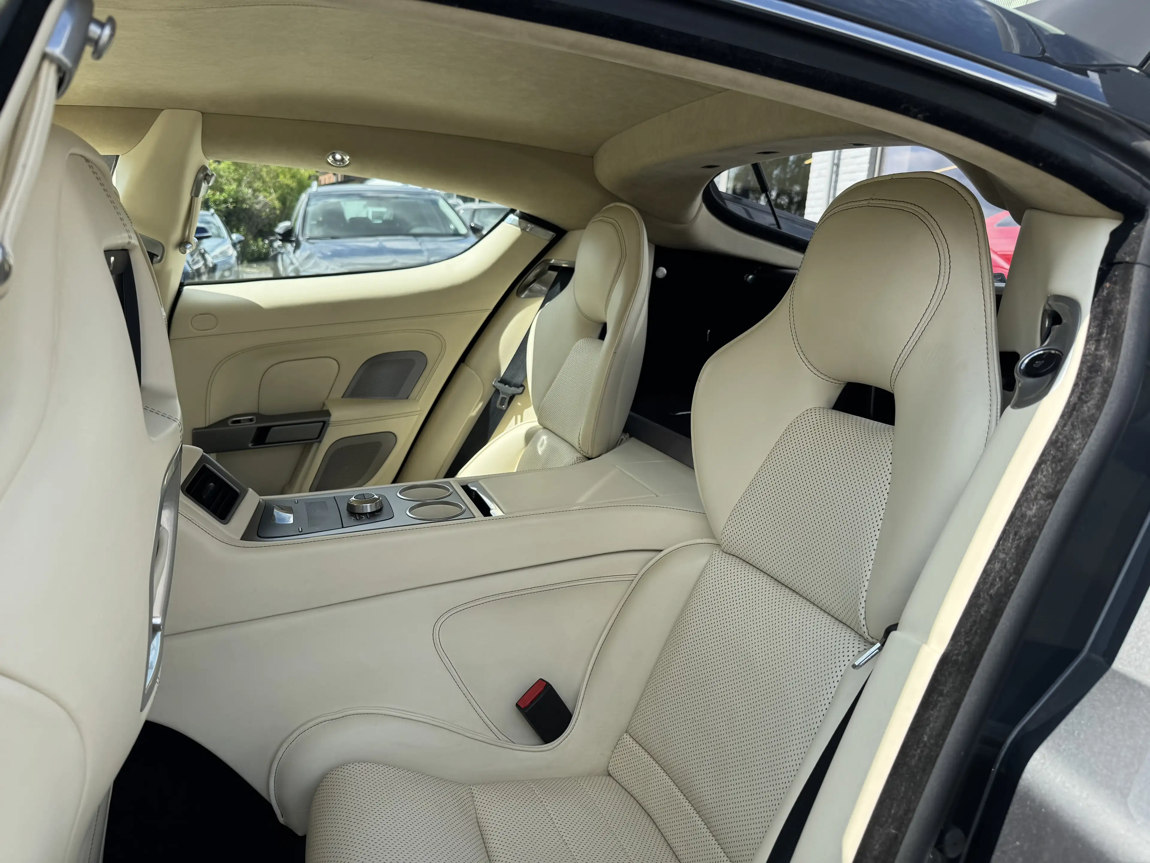 Aston Martin Rapide Rapide 5.9i V12 Touchtronic — photo 12
