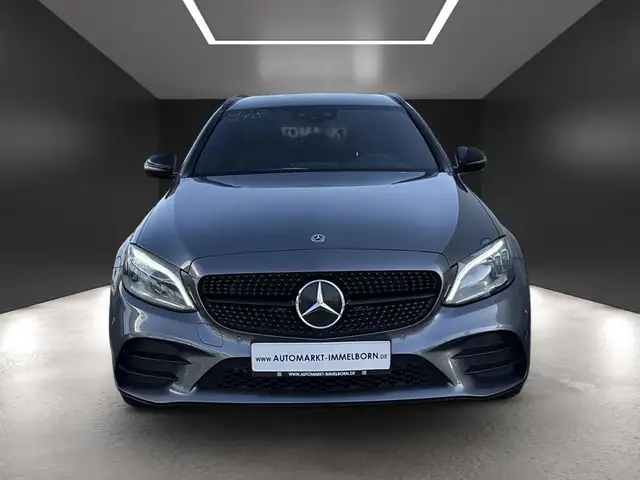 Mercedes-Benz C-Class view 9