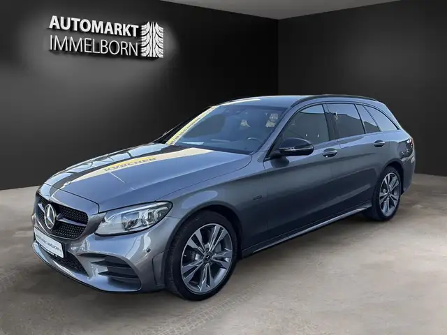 Mercedes-Benz C-Class view 4