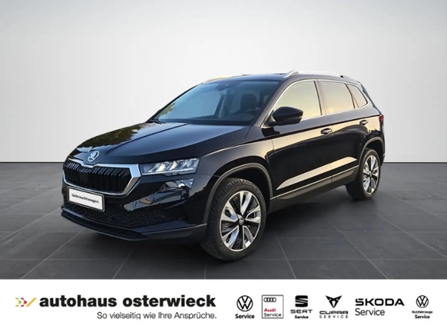 Skoda Karoq 2.0 TDI Selection AHK / ACC / Kamera Schwarz - 1