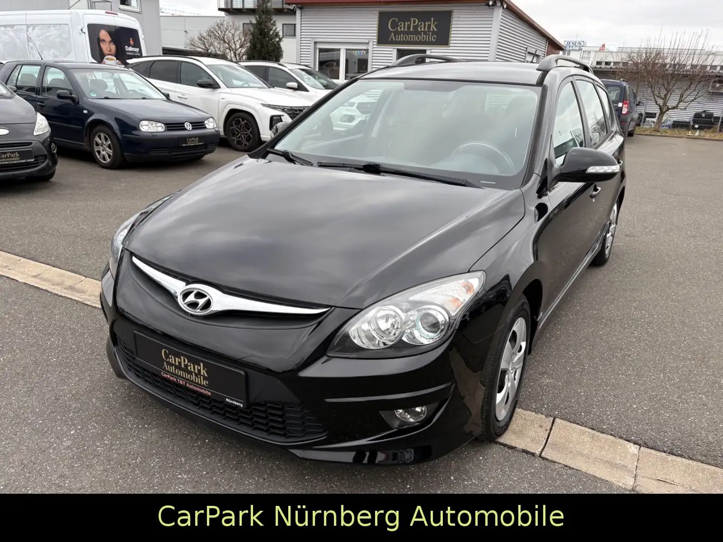Hyundai i30 cw Diesel Tüv Neu Anhänger Kupplung Schwarz - 1