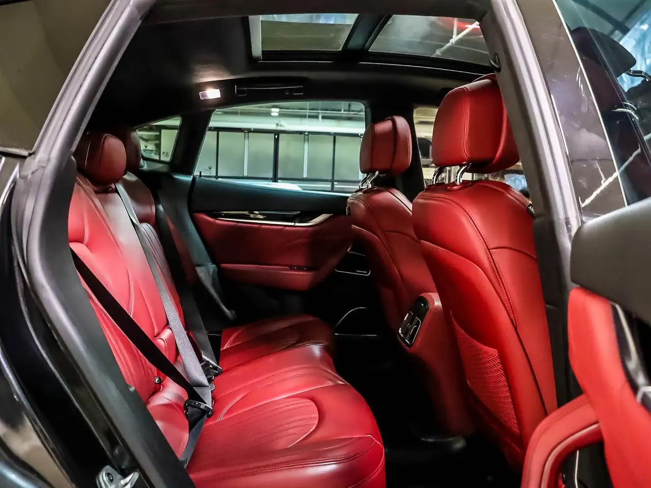 Maserati Levante снимка Maserati Levante