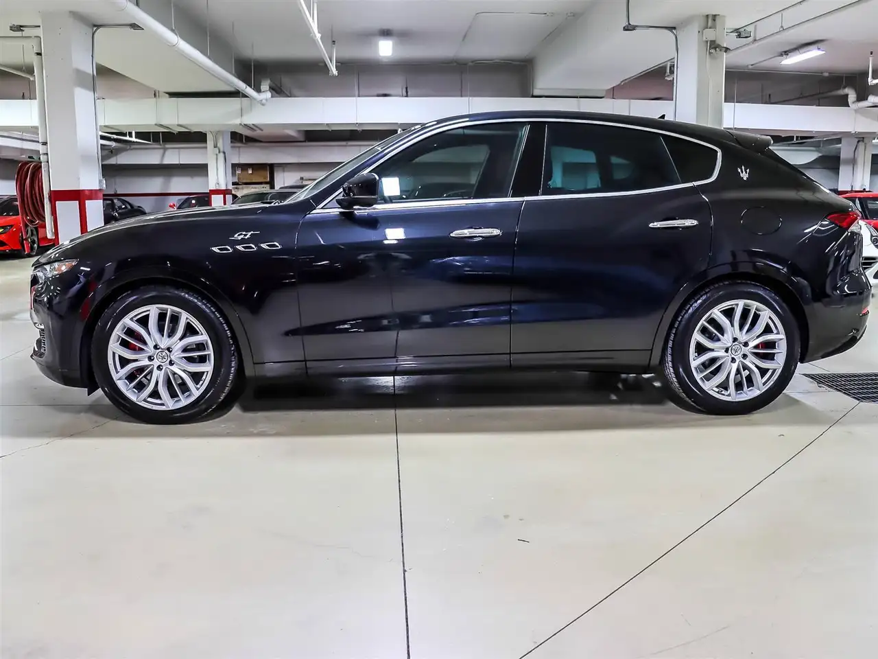 Maserati Levante снимка Maserati Levante