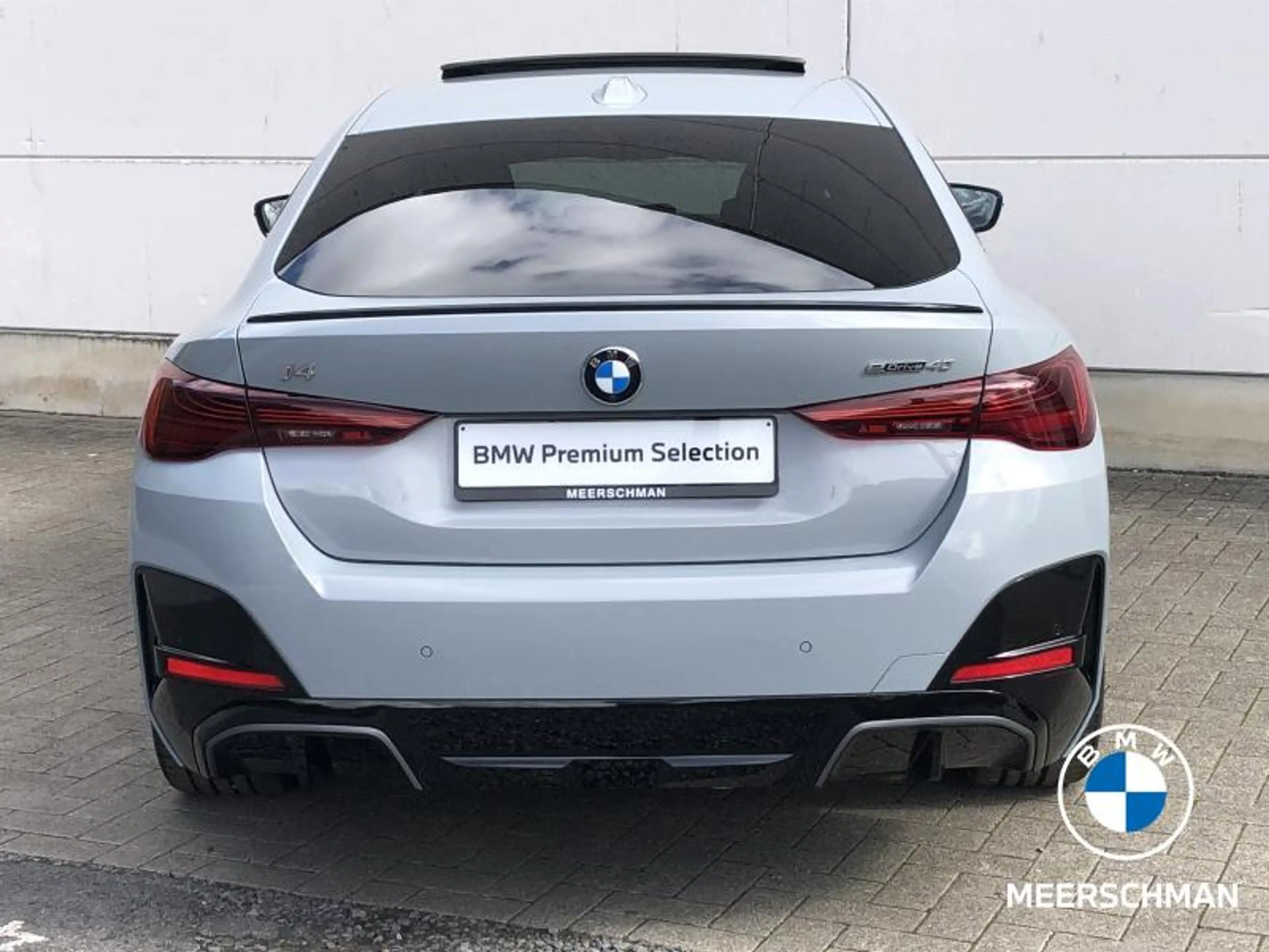 BMW i4 Msportpro pano trekh hifi 20 — photo 4