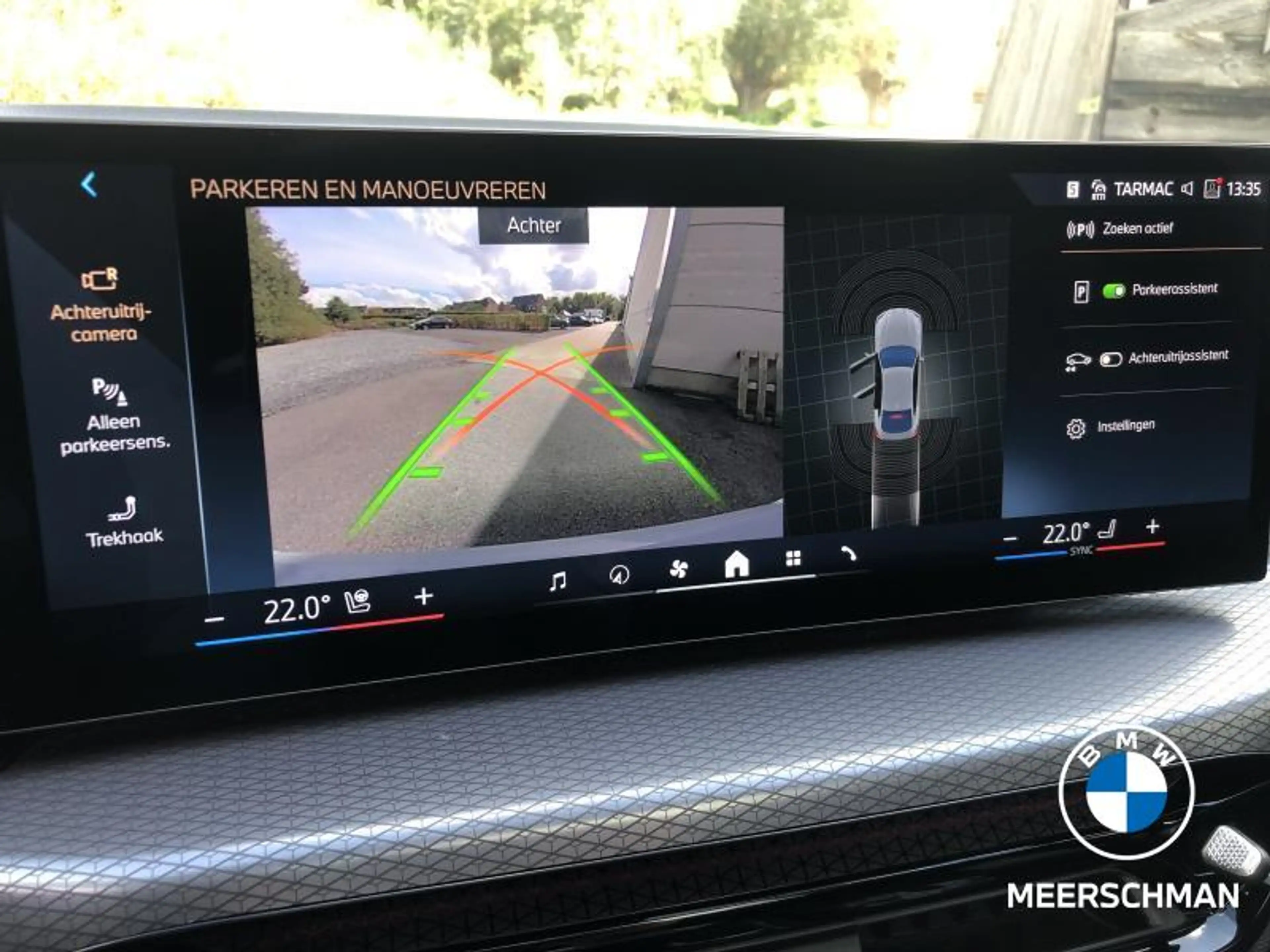 BMW i4 Msportpro pano trekh hifi 20 — photo 15