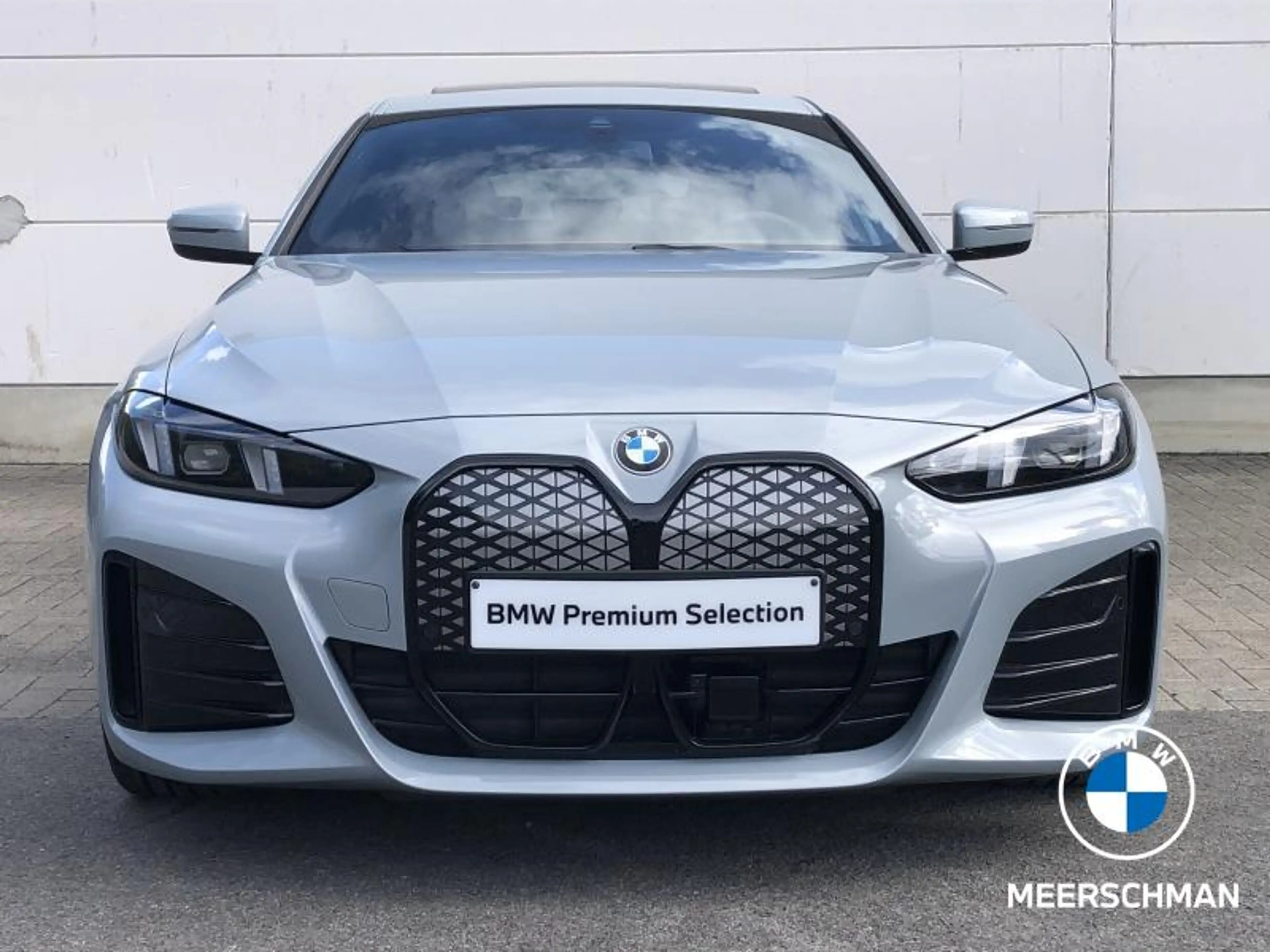BMW i4 Msportpro pano trekh hifi 20 — photo 2