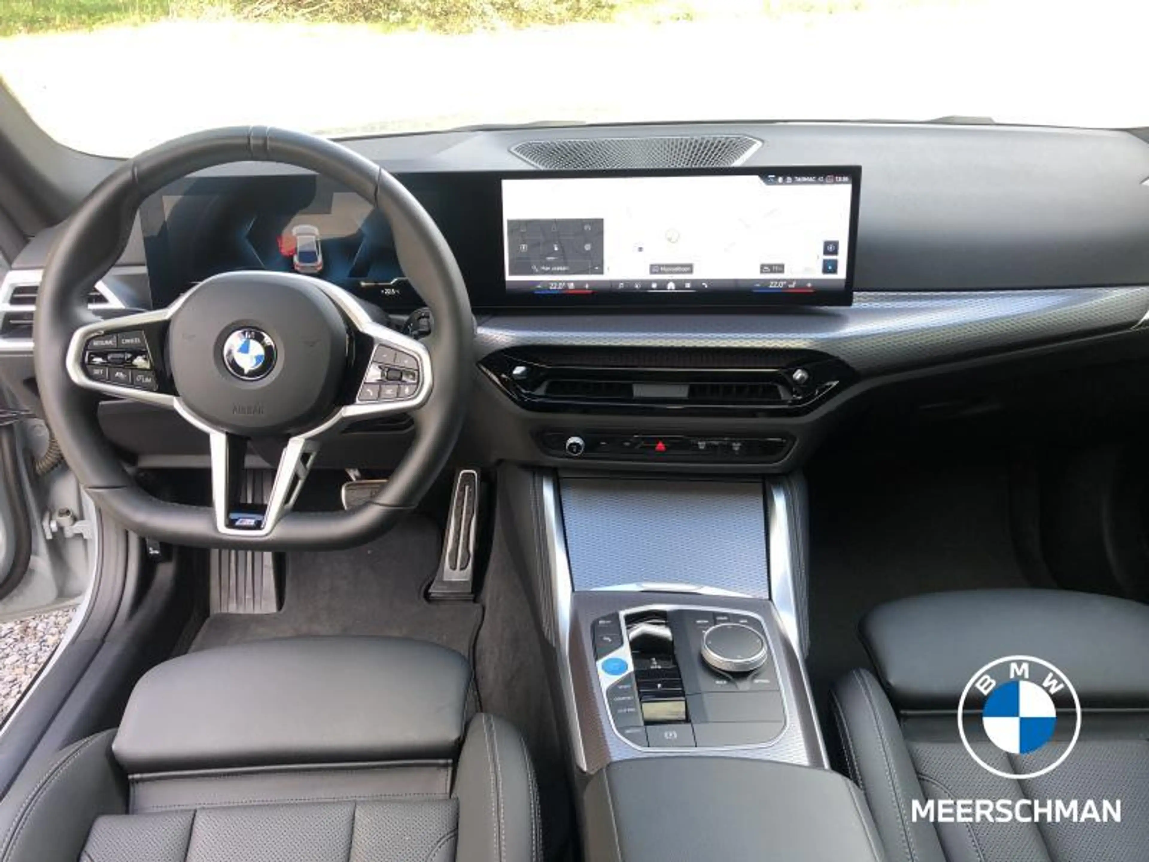 BMW i4 Msportpro pano trekh hifi 20 — photo 7