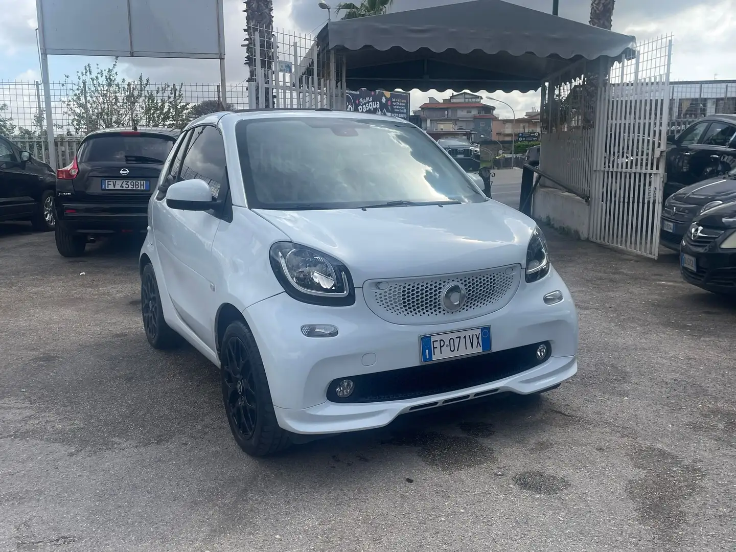 smart forTwo Cabrio 1.0 Prime 71cv Bianco - 1
