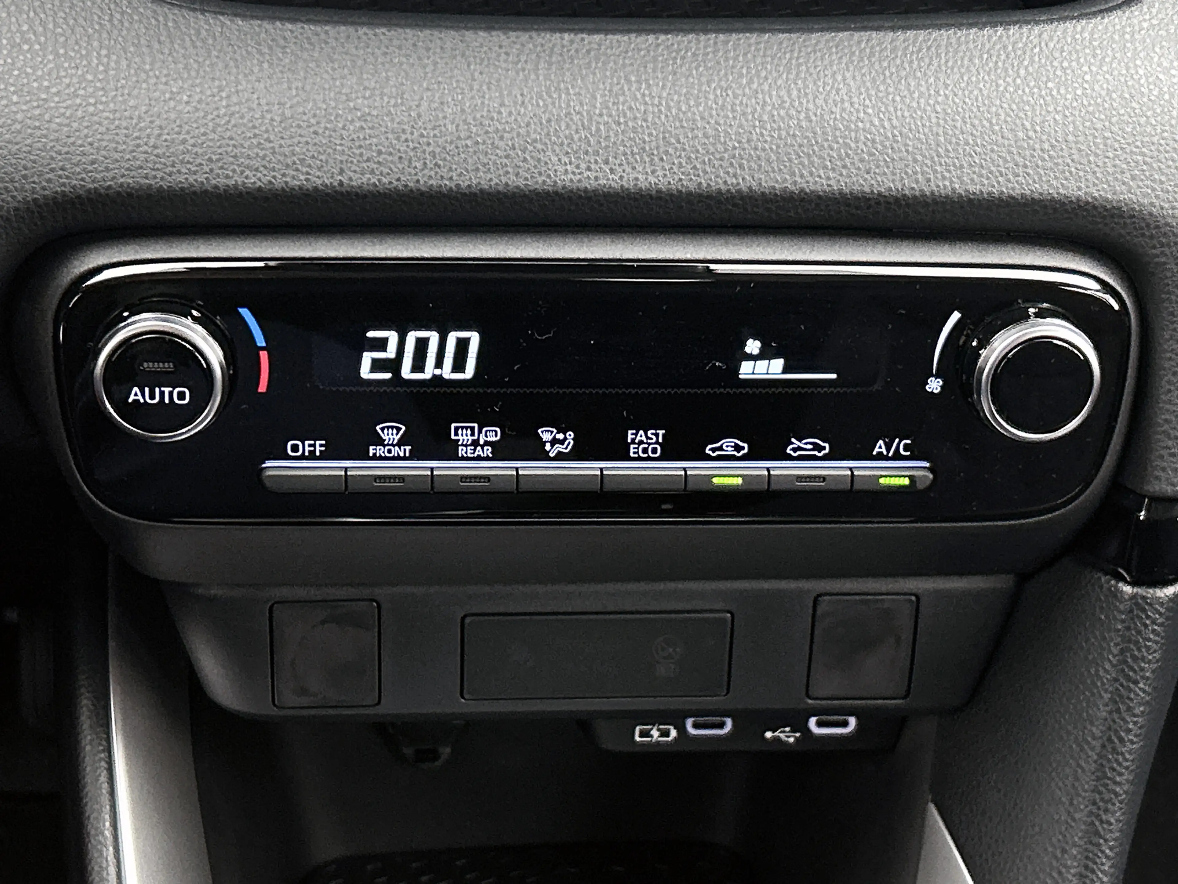 Toyota Yaris 1.5 Hybrid 115 Comfort | Carplay | Camera | Adapti — photo 10