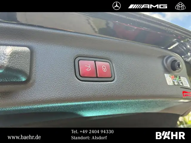 Mercedes-Benz S-Class view 11