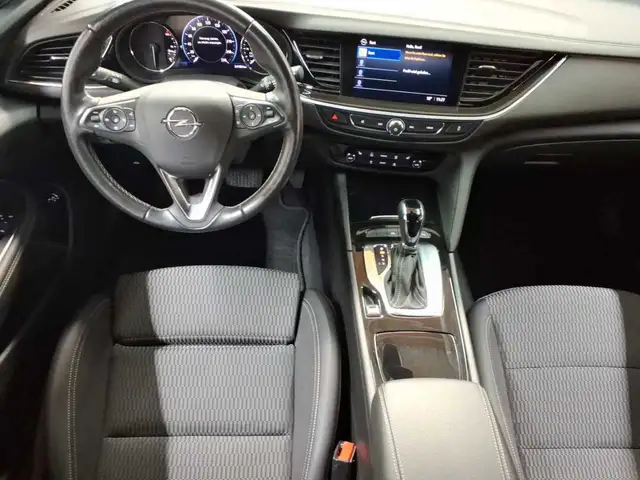 Opel Insignia view 10