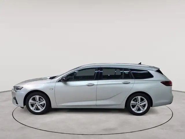 Opel Insignia view 6