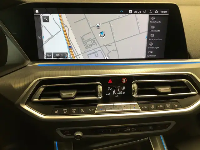 BMW X5 view 5