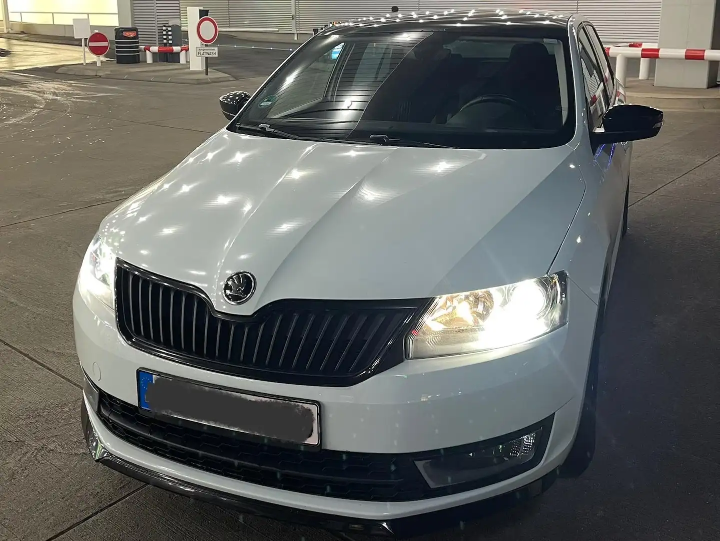 Skoda Rapid/Spaceback Rapid Spaceback 1.4 TSI DSG Monte Carlo - 1