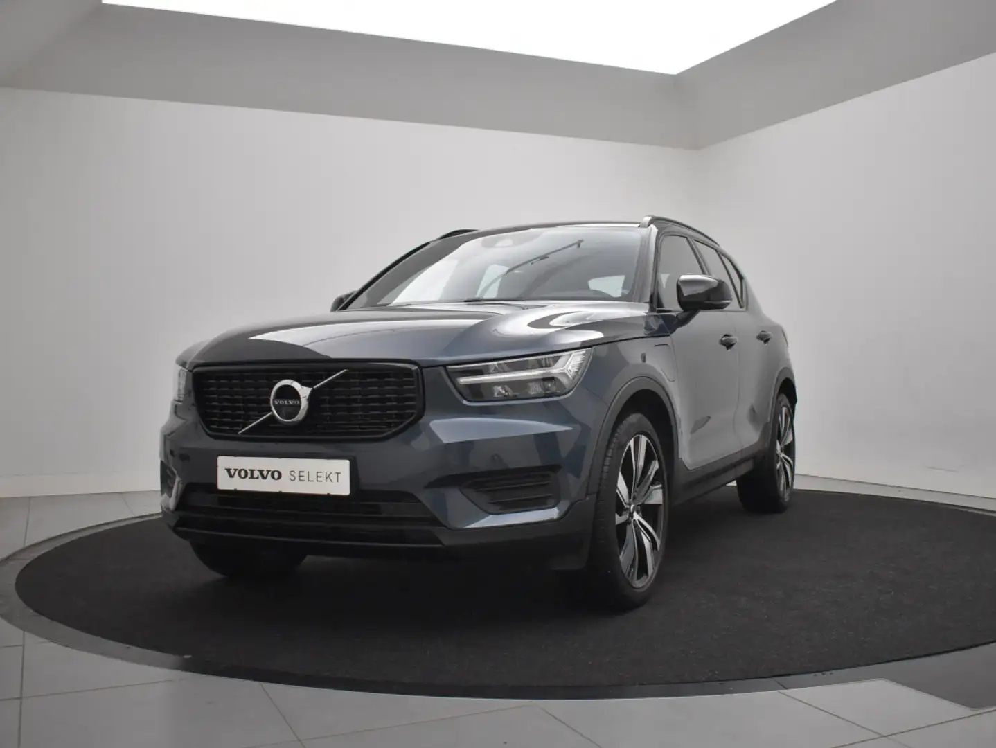 Volvo XC40 T5 PLUG-IN HYBRID R-DESIGN SCHUIFDAK 20INCH 360GR Bleu - 2