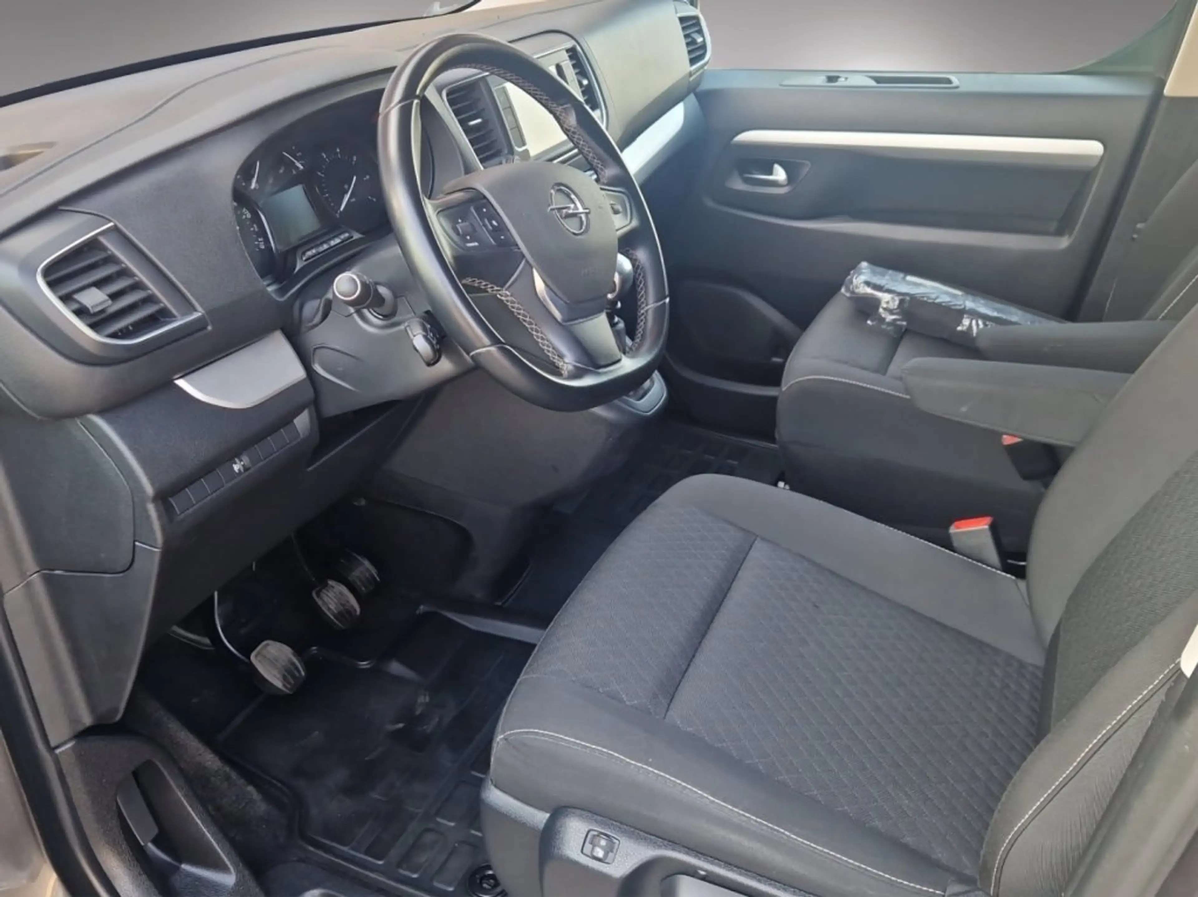 Opel Zafira Life 1.5 CDTI S&S Edit. M — photo 7