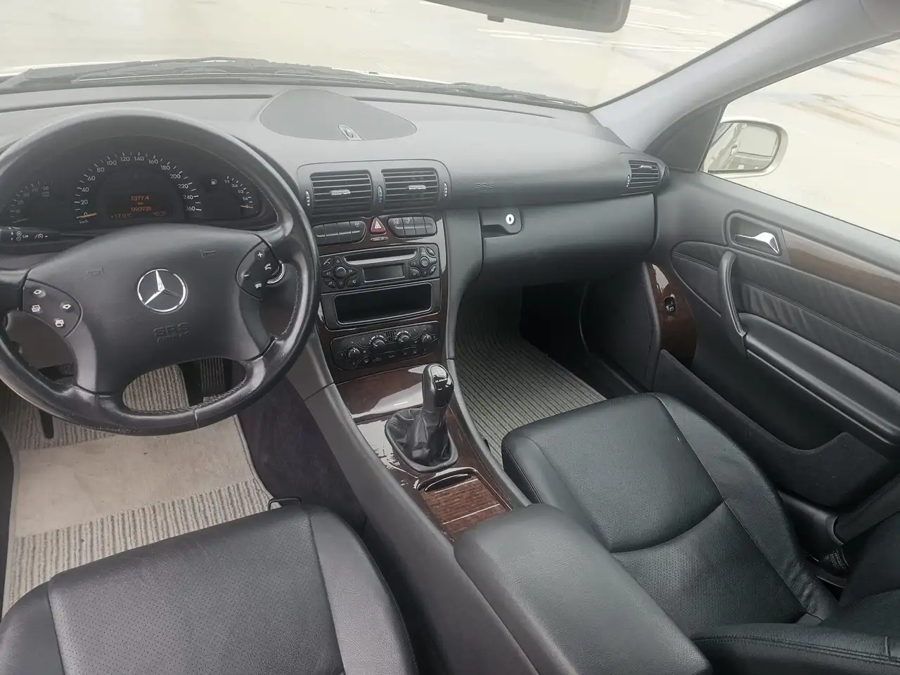 Mercedes-Benz C 200 CDI Elegance *Orig.90000KM* 2.Hand*Leder*Klima*Alu, foto 9