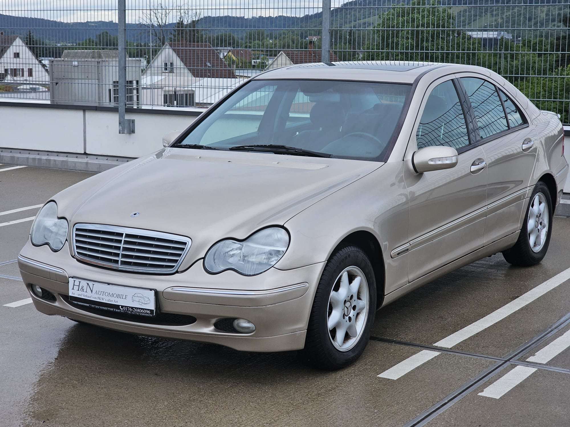 Second hand Mercedes Benz C-Class 