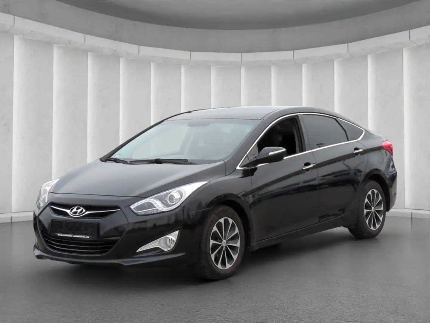 Hyundai i40 Style 1.7D*Temp el.Sitze Keyless 4xSHZ Bluet Černá - 2