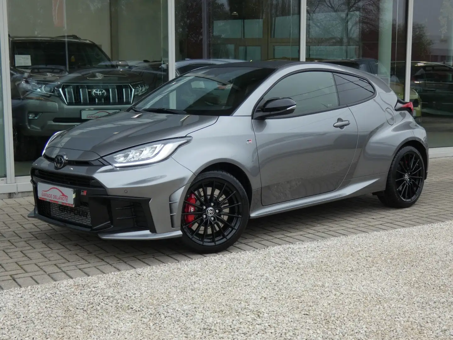 Toyota Yaris GR 280pk High Performance +Sperdiff +Premium pack Gris - 2