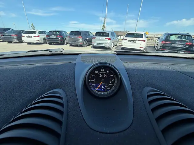 Porsche Cayman 718 Cayman GT4 RS PDK Ansicht 31