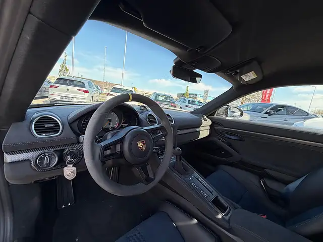 Porsche Cayman 718 Cayman GT4 RS PDK Ansicht 25