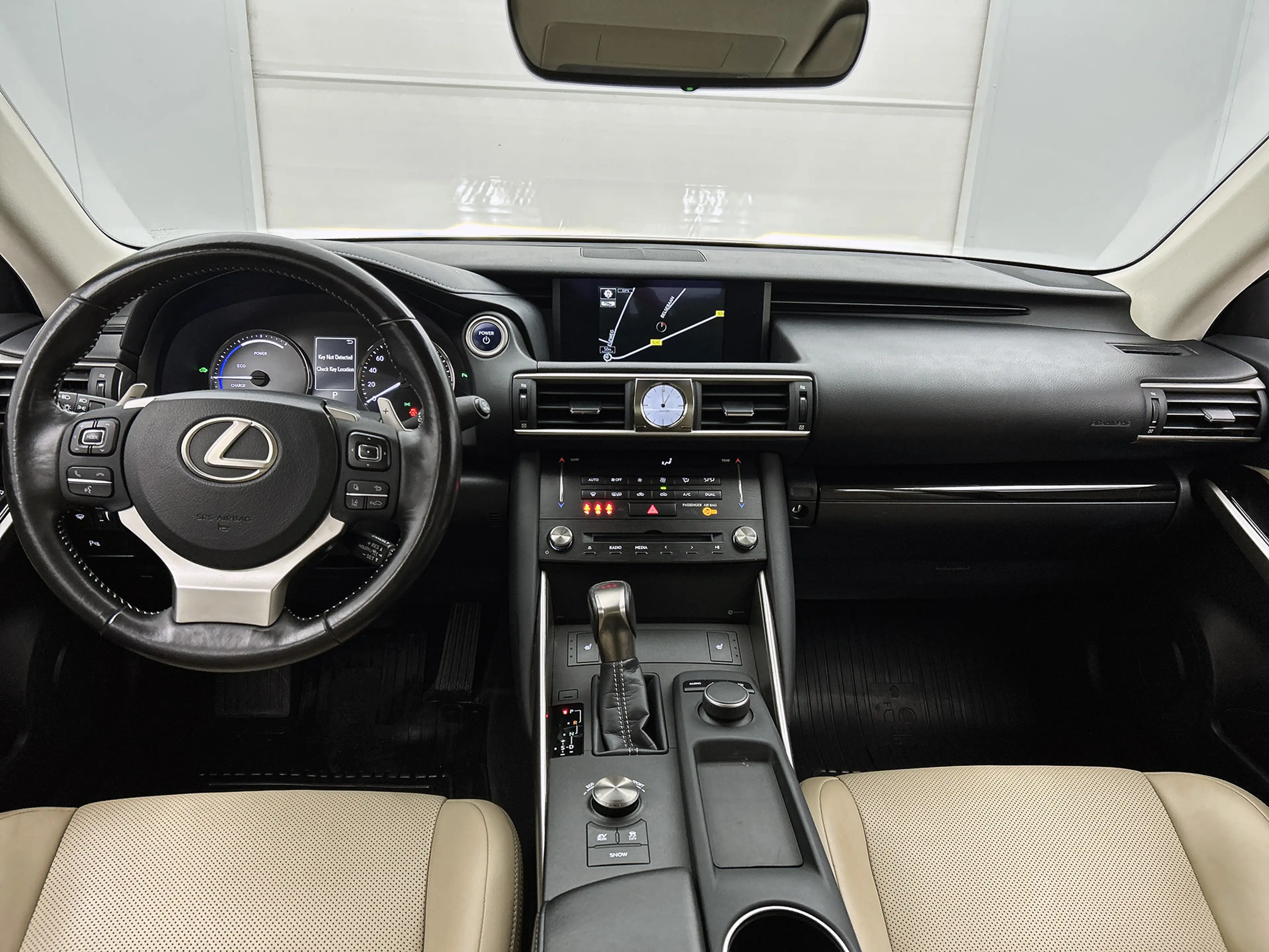 Lexus IS 300 300h Business Line Pro | Dealeronderhouden | — photo 4