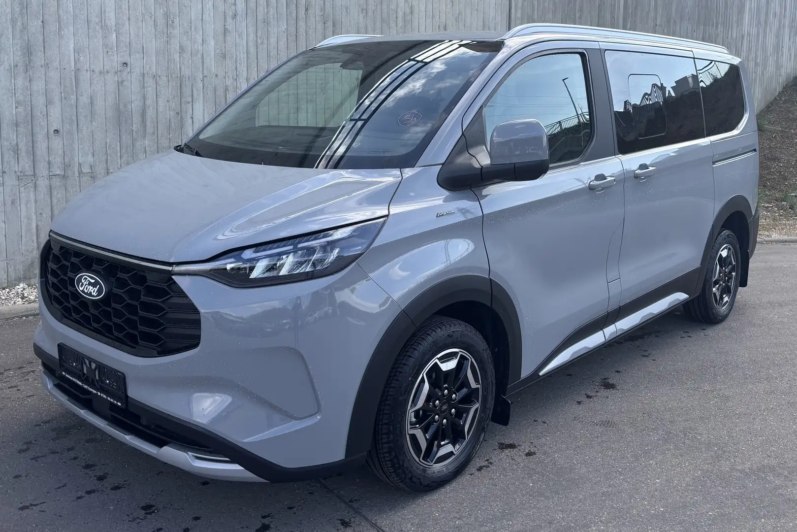 Ford Tourneo Custom 340 PHEV L1H1 VA Active Grau - 1