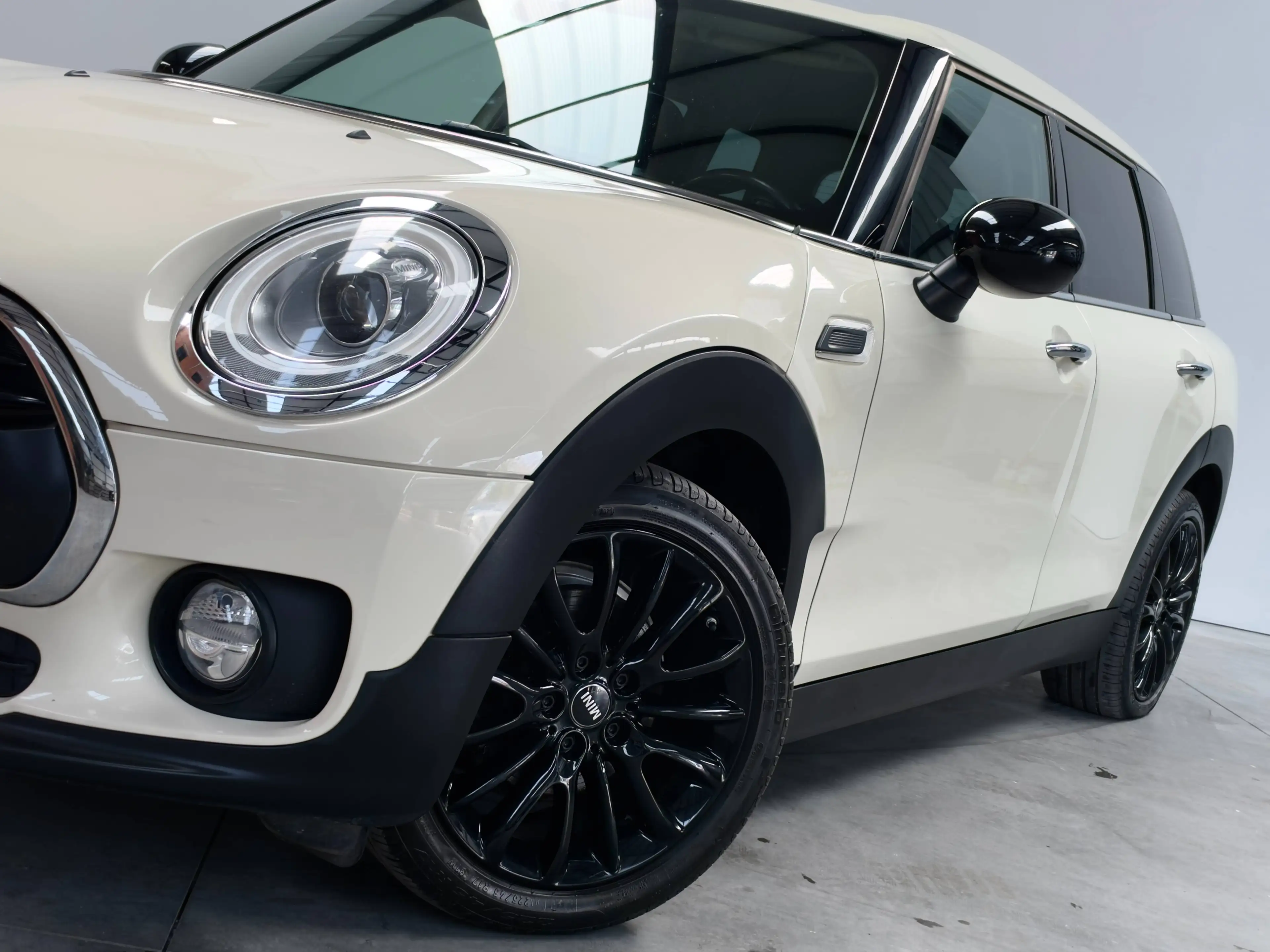 MINI One Clubman 1.5D-GPS-LED-AIRCO AUTO-BLUETOOTH-JANTES17-PDC — photo 3