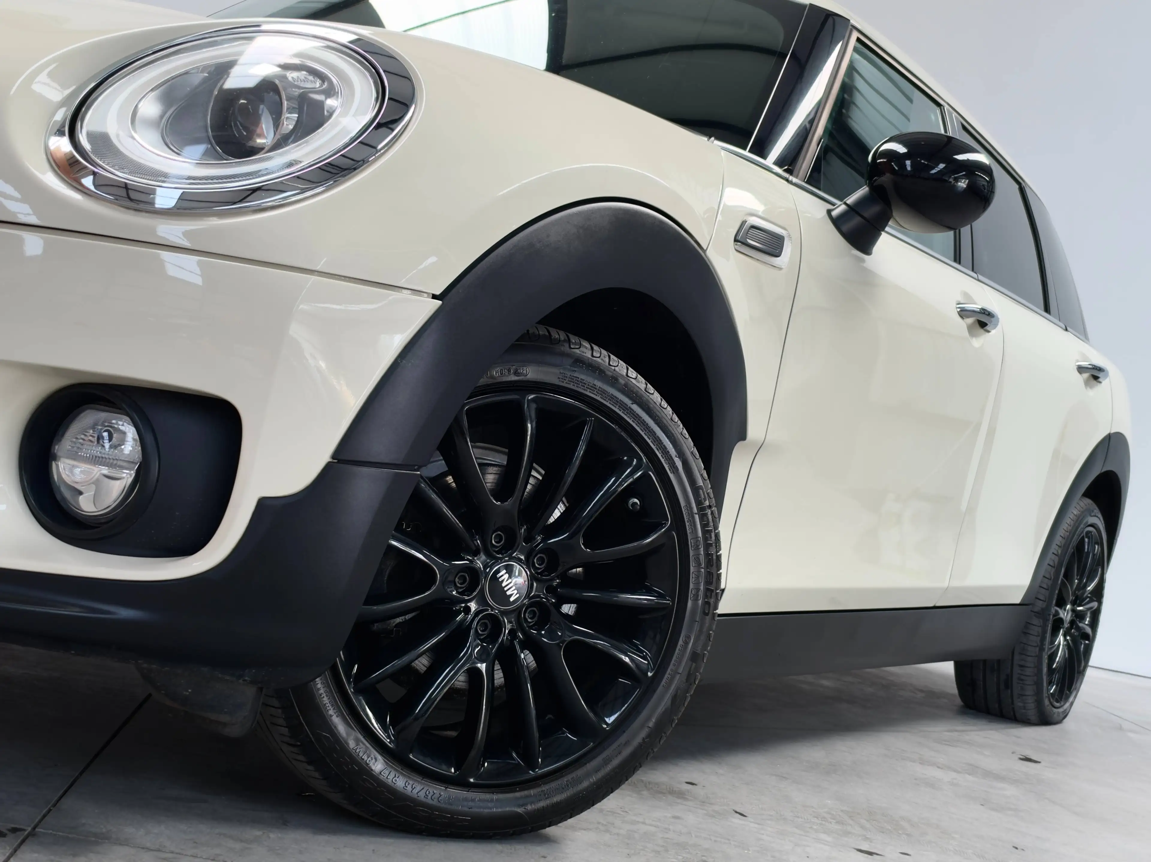 MINI One Clubman 1.5D-GPS-LED-AIRCO AUTO-BLUETOOTH-JANTES17-PDC — photo 4
