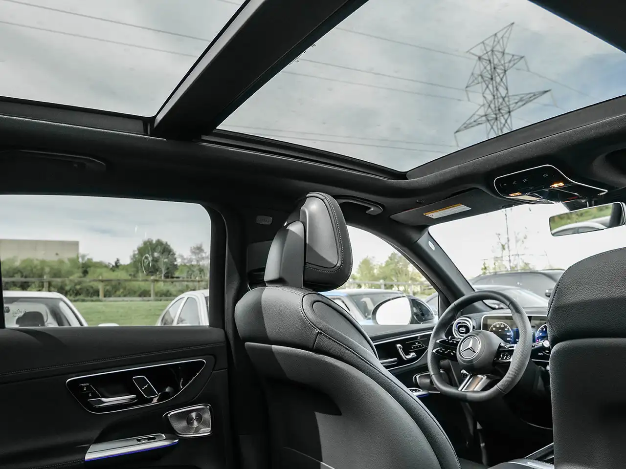Mercedes-Benz GLC снимка Mercedes-Benz GLC